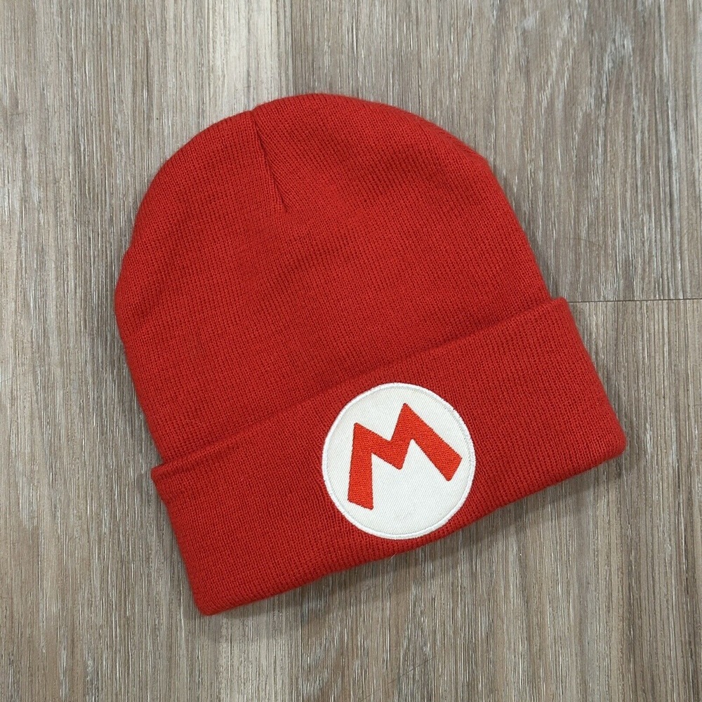 Super Mario Bros Beanie Red Stocking Hat Nintendo -‎ 2017 Culturefly